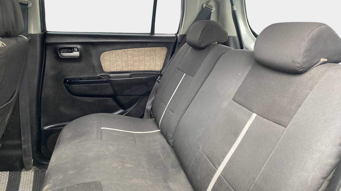 2017 Maruti Wagon R 1.0 VXI, Petrol, Manual, 58,249 km, Right Side Rear Door Cabin