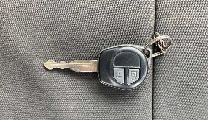 2017 Maruti Wagon R 1.0 VXI, Petrol, Manual, 58,249 km, Key Close Up