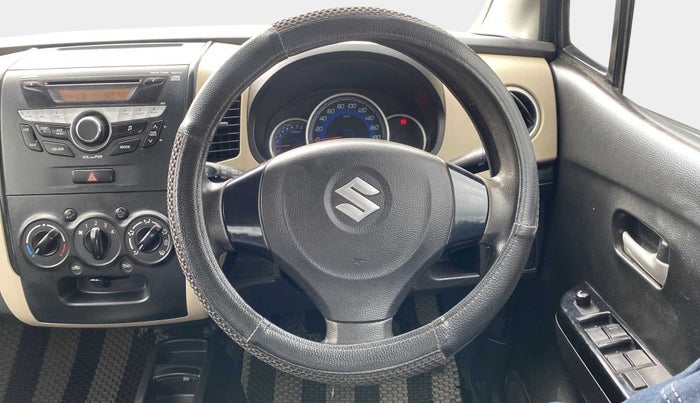 2017 Maruti Wagon R 1.0 VXI, Petrol, Manual, 58,249 km, Steering Wheel Close Up