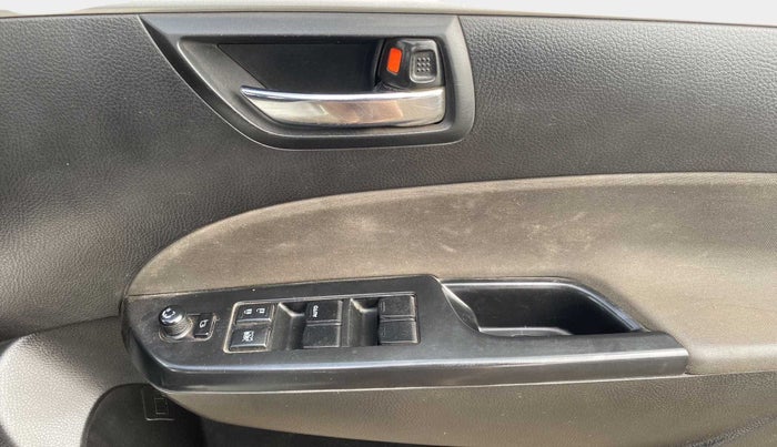 2016 Maruti Swift VXI O, Petrol, Manual, 65,298 km, Driver Side Door Panels Control