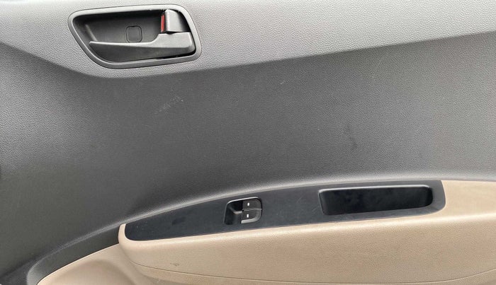 2019 Hyundai Grand i10 ERA 1.2 KAPPA VTVT, Petrol, Manual, 85,453 km, Driver Side Door Panels Control