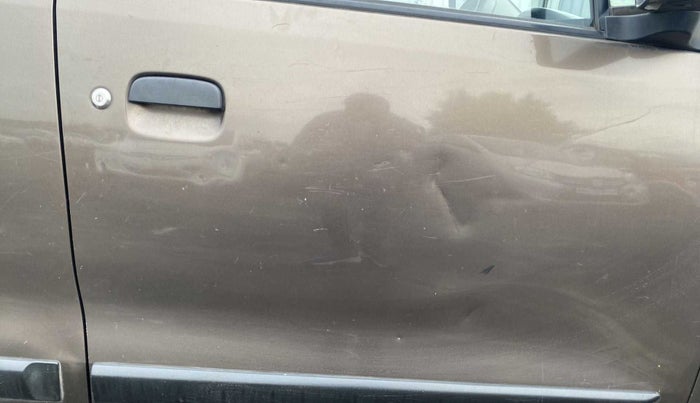 2015 Maruti Wagon R 1.0 VXI, Petrol, Manual, 11,713 km, Driver-side door - Slightly dented