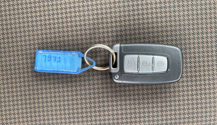 2013 Hyundai i20 ASTA 1.2, Petrol, Manual, 28,307 km, Key Close Up