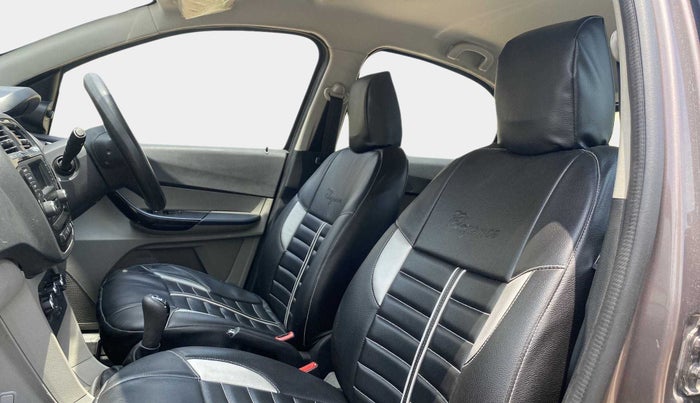 2018 Tata Tiago XZ PETROL, Petrol, Manual, 29,456 km, Right Side Front Door Cabin