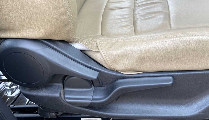 2018 Honda Amaze 1.2L I-VTEC V, Petrol, Manual, 96,459 km, Driver Side Adjustment Panel