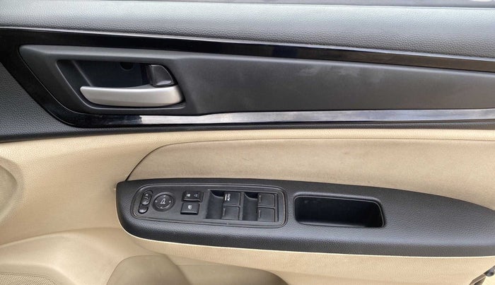 2018 Honda Amaze 1.2L I-VTEC V, Petrol, Manual, 96,459 km, Driver Side Door Panels Control