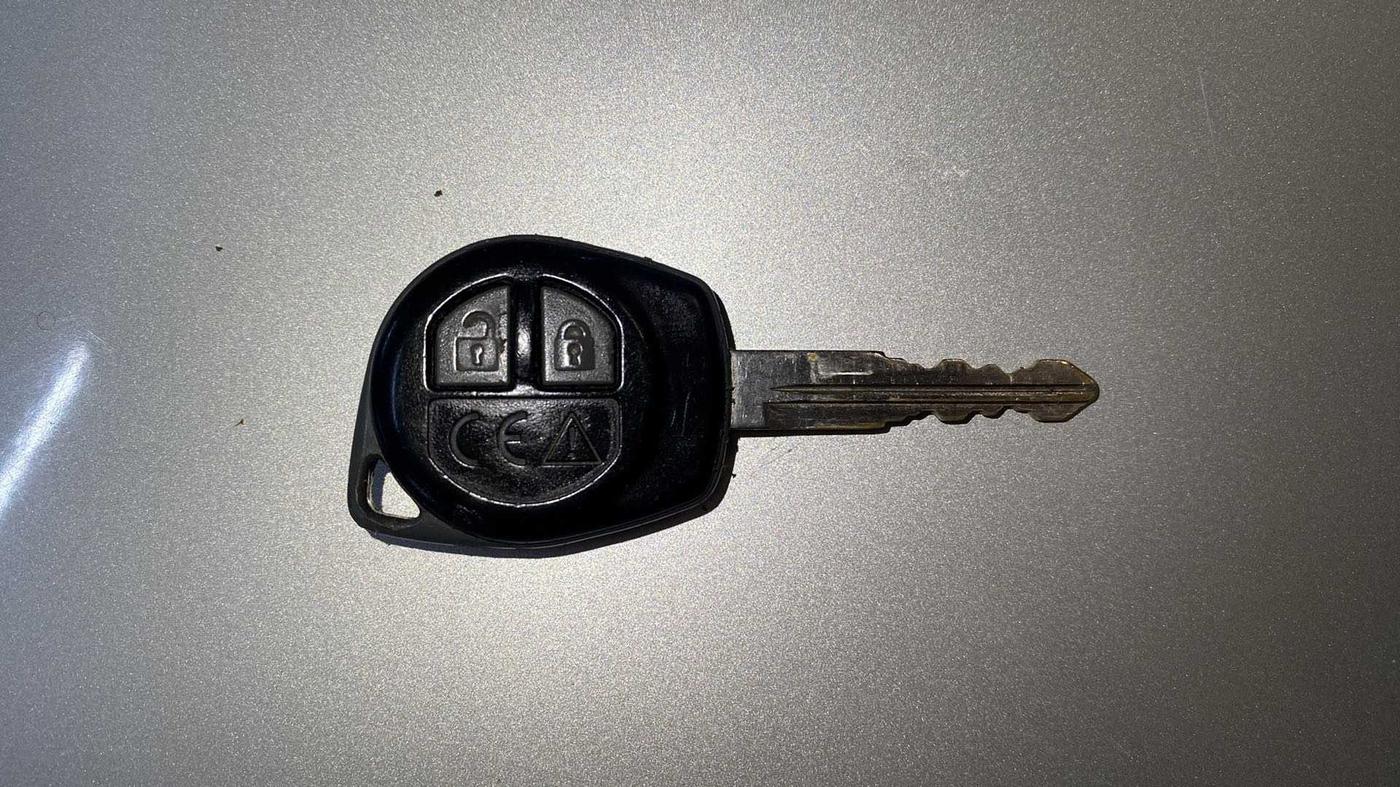 2018 Maruti Swift VXI AMT, Petrol, Automatic, 24,913 km, Key Close Up