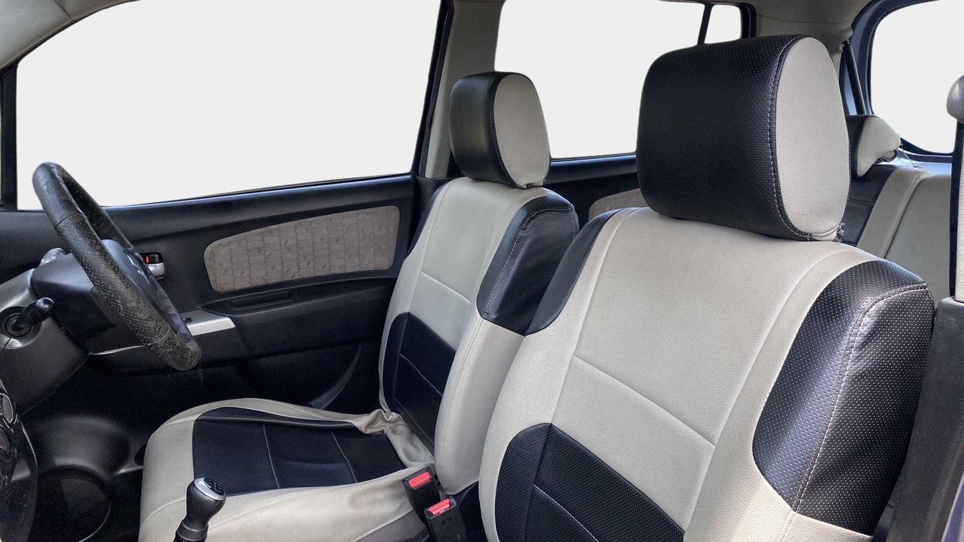 2013 Maruti Wagon R 1.0 VXI, Petrol, Manual, 36,721 km, Right Side Front Door Cabin