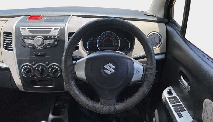 2013 Maruti Wagon R 1.0 VXI, Petrol, Manual, 36,721 km, Steering Wheel Close Up