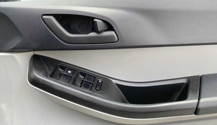 2022 Tata Tiago XT PETROL, Petrol, Manual, 7,139 km, Driver Side Door Panels Control