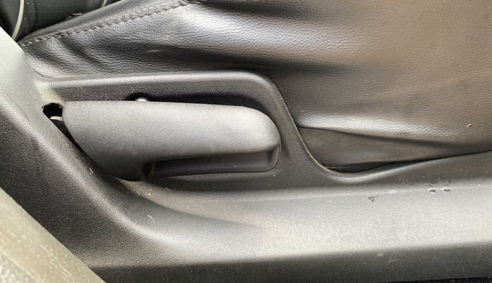 2014 Maruti Swift VXI, Petrol, Manual, 44,988 km, Driver Side Adjustment Panel