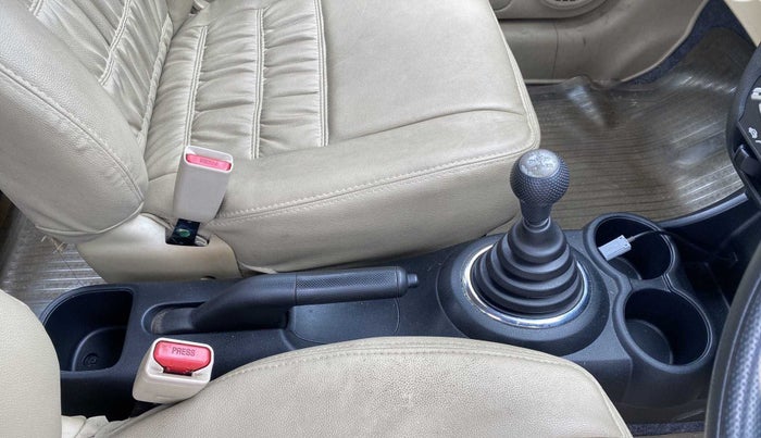 2013 Honda Brio S MT, Petrol, Manual, 50,704 km, Gear Lever