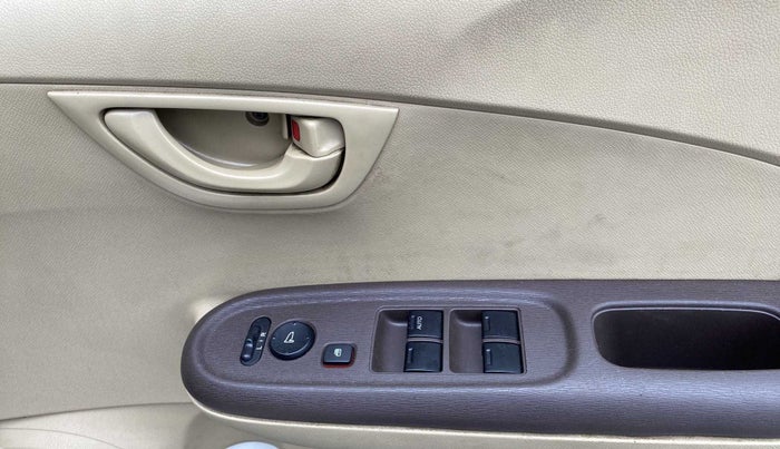 2013 Honda Brio S MT, Petrol, Manual, 50,704 km, Driver Side Door Panels Control