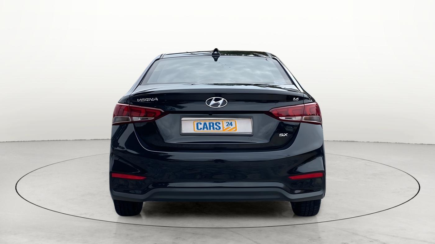 2018 Hyundai Verna 1.6 VTVT SX (O) AT, Petrol, Automatic, 20,037 km, Back/Rear