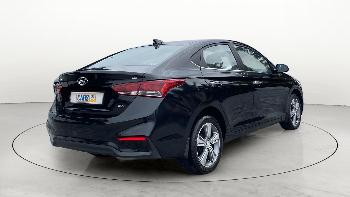 2018 Hyundai Verna 1.6 VTVT SX (O) AT, Petrol, Automatic, 20,037 km, Right Back Diagonal