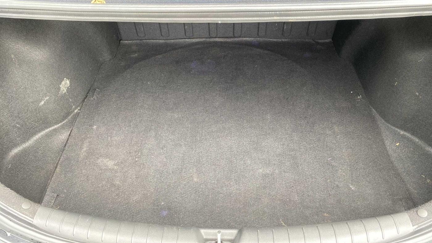 2018 Hyundai Verna 1.6 VTVT SX (O) AT, Petrol, Automatic, 20,037 km, Boot Inside