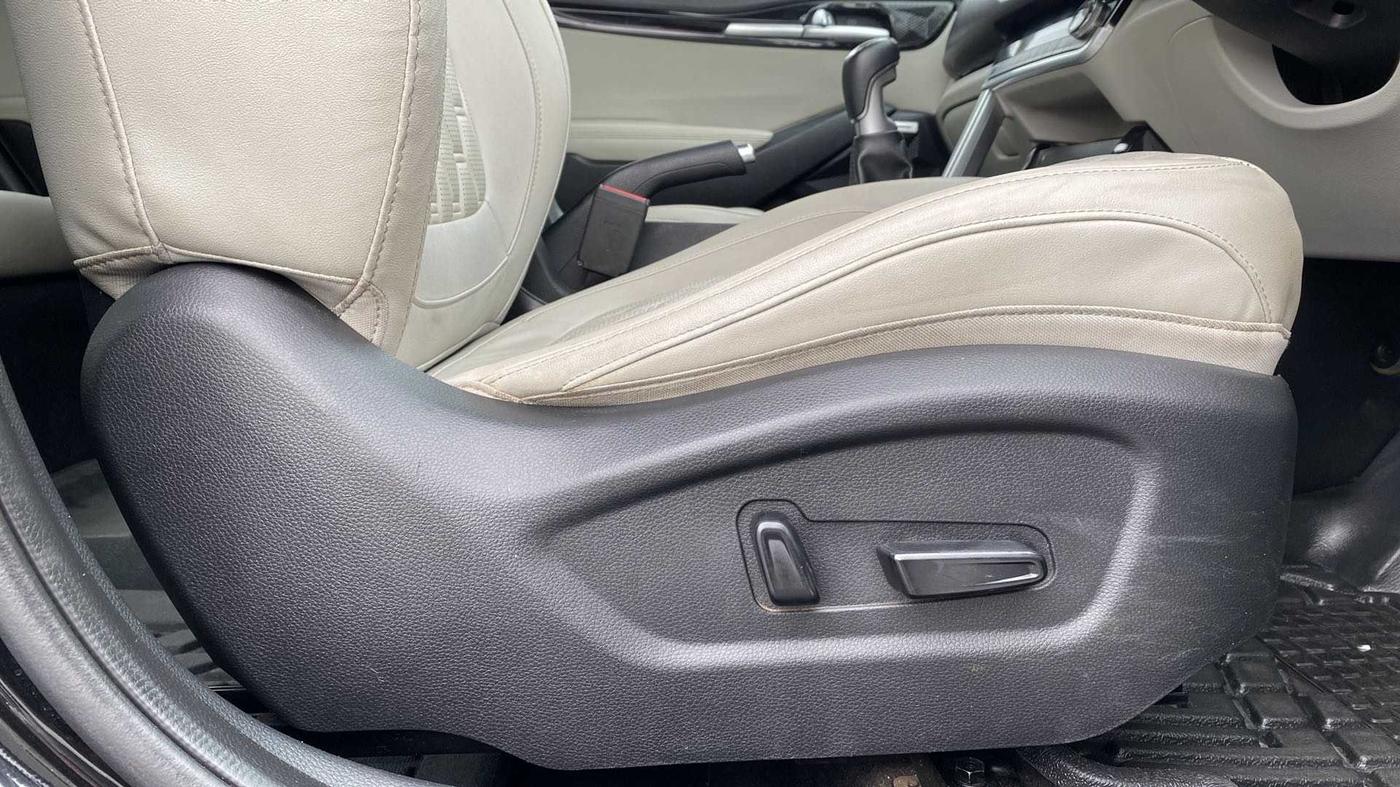 2020 KIA SELTOS HTX PLUS 1.5 DIESEL, Diesel, Manual, 42,460 km, Driver Side Adjustment Panel