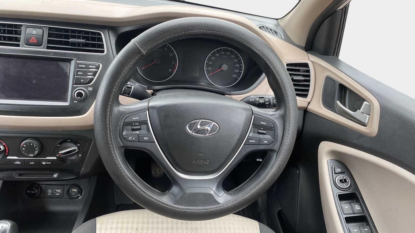 2019 Hyundai Elite i20 SPORTZ PLUS 1.2, Petrol, Manual, 4,722 km, Steering Wheel Close Up