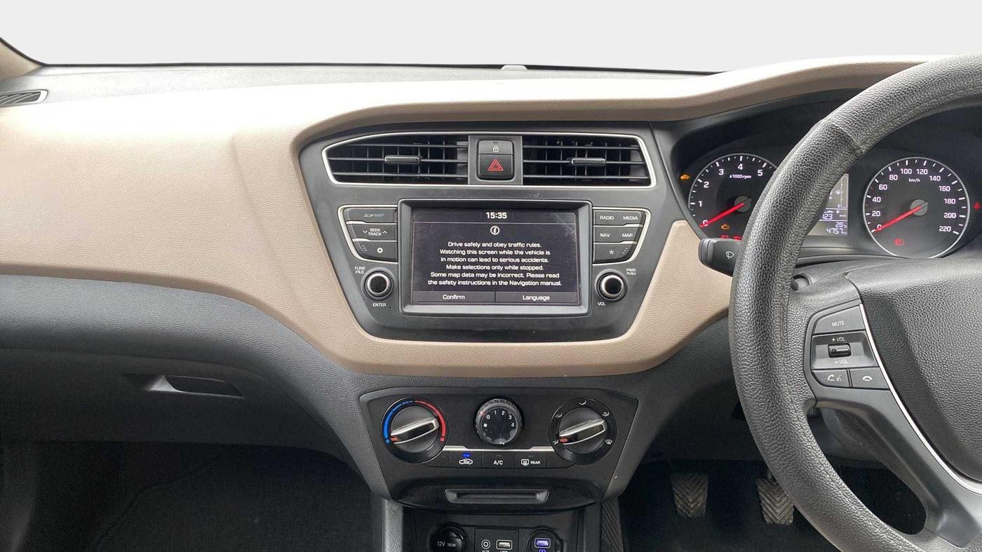 2019 Hyundai Elite i20 SPORTZ PLUS 1.2, Petrol, Manual, 4,722 km, Infotainment System