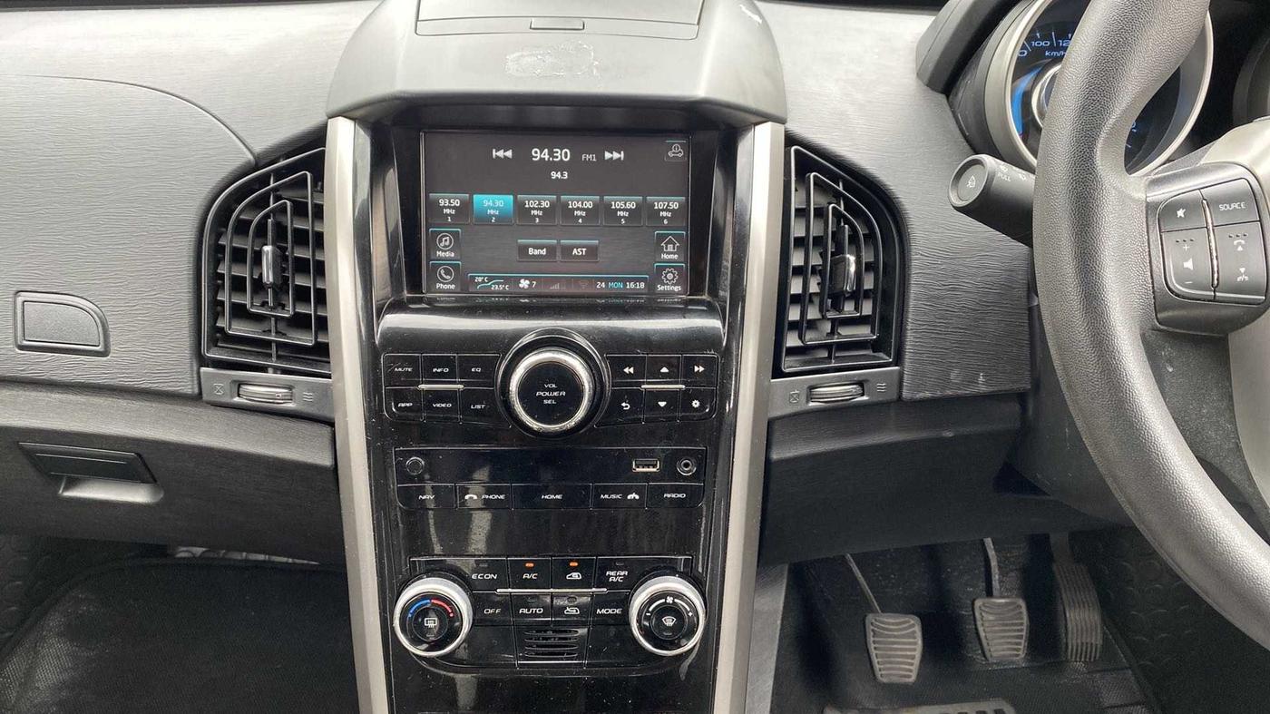 2018 Mahindra XUV500 W7, Diesel, Manual, 65,433 km, Air Conditioner