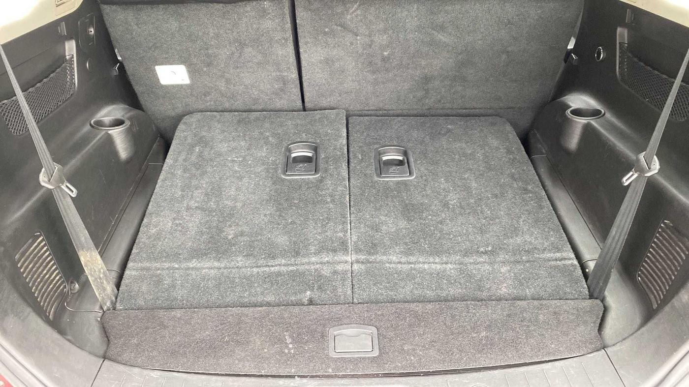 2018 Mahindra XUV500 W7, Diesel, Manual, 65,433 km, Boot Inside