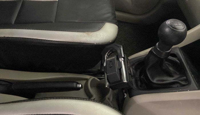 2017 Maruti Celerio VXI, Petrol, Manual, 69,455 km, Gear Lever