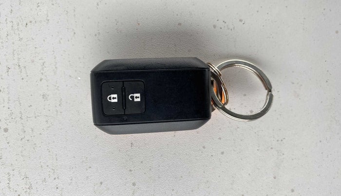 2022 Maruti Baleno ZETA 1.2 AGS, Petrol, Automatic, 10,302 km, Key Close Up