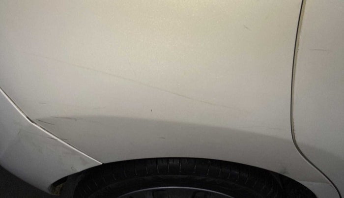 2016 Maruti Baleno ZETA CVT PETROL 1.2, Petrol, Automatic, 33,756 km, Right quarter panel - Minor scratches