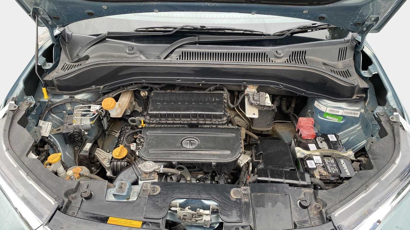 2022 Tata PUNCH ACCOMPLISHED MT, Petrol, Manual, 14,077 km, Open Bonet