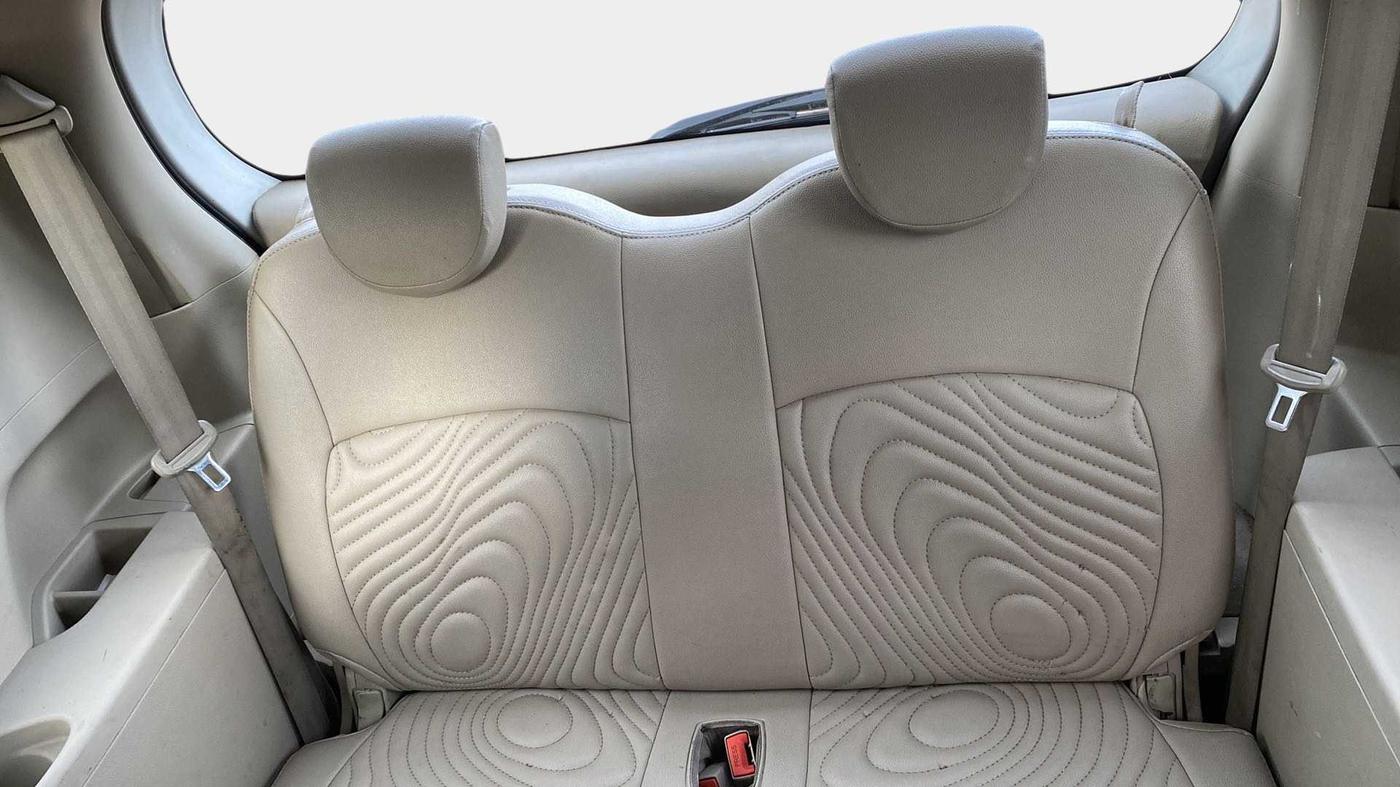 2015 Maruti Ertiga ZXI, Petrol, Manual, 86,927 km, Third Seat Row ( optional )