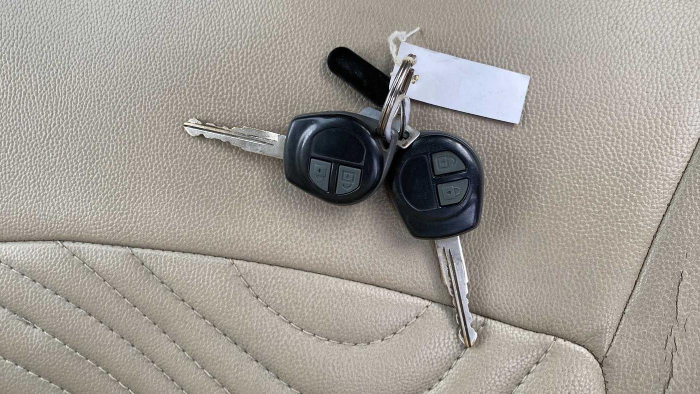 2015 Maruti Ertiga ZXI, Petrol, Manual, 86,927 km, Key Close Up