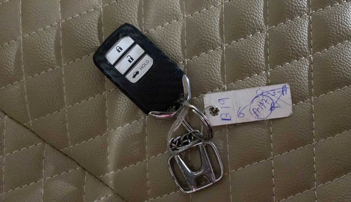 2019 Honda Amaze 1.2L I-VTEC V, Petrol, Manual, 18,863 km, Key Close Up