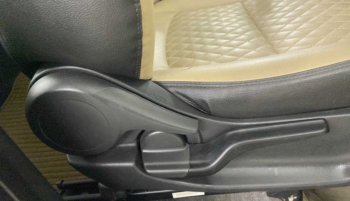 2019 Honda Amaze 1.2L I-VTEC V, Petrol, Manual, 18,863 km, Driver Side Adjustment Panel