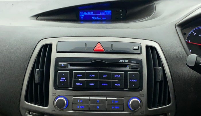 2012 Hyundai i20 MAGNA (O) 1.4 CRDI, Diesel, Manual, 83,595 km, Infotainment System