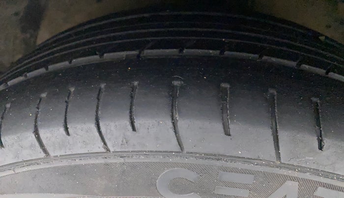 2012 Hyundai i20 MAGNA (O) 1.4 CRDI, Diesel, Manual, 83,595 km, Left Front Tyre Tread