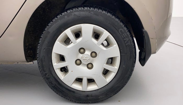 2012 Hyundai i20 MAGNA (O) 1.4 CRDI, Diesel, Manual, 83,595 km, Left Rear Wheel