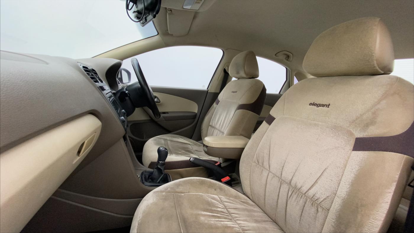 2015 Skoda Rapid AMBITION 1.5 TDI, Diesel, Manual, 94,284 km, Right Side Front Door Cabin