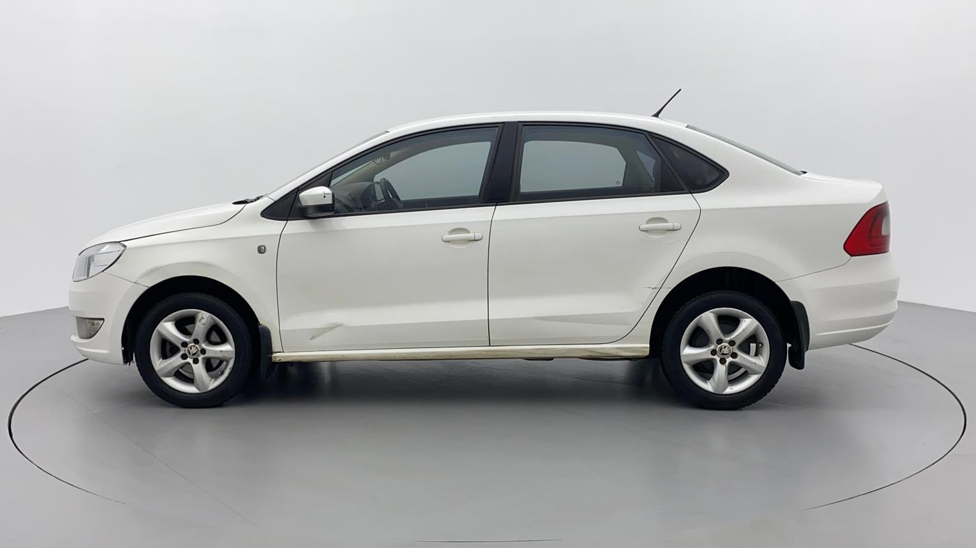 2015 Skoda Rapid AMBITION 1.5 TDI, Diesel, Manual, 94,284 km, Left Side