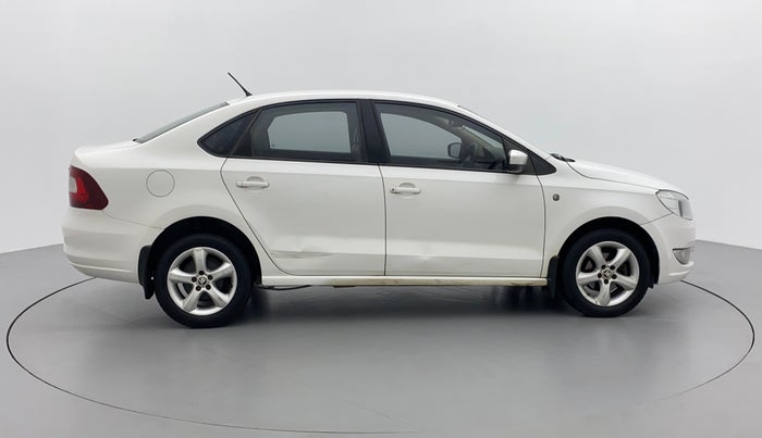 2015 Skoda Rapid AMBITION 1.5 TDI, Diesel, Manual, 94,284 km, Right Side View