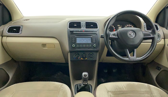 2015 Skoda Rapid AMBITION 1.5 TDI, Diesel, Manual, 94,284 km, Dashboard