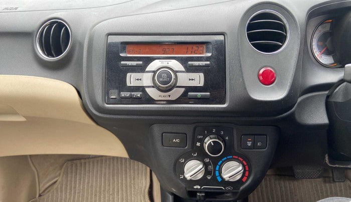 2014 Honda Brio VX AT, Petrol, Automatic, 82,709 km, Infotainment System