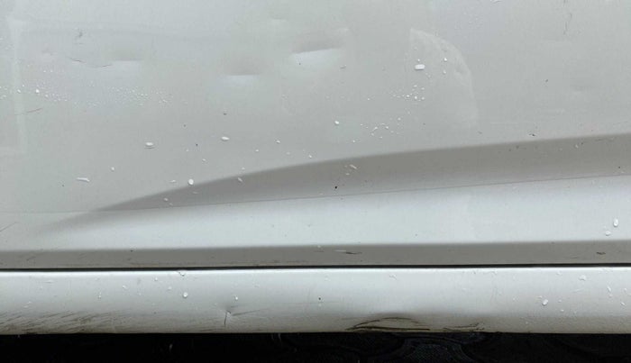 2012 Hyundai Verna FLUIDIC 1.6 VTVT SX, Petrol, Manual, 68,857 km, Left running board - Slightly dented