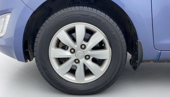 2014 Hyundai i20 ASTA 1.4 CRDI, Diesel, Manual, 1,23,252 km, Left Front Wheel