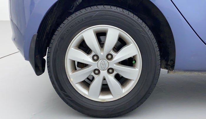 2014 Hyundai i20 ASTA 1.4 CRDI, Diesel, Manual, 1,23,252 km, Right Rear Wheel