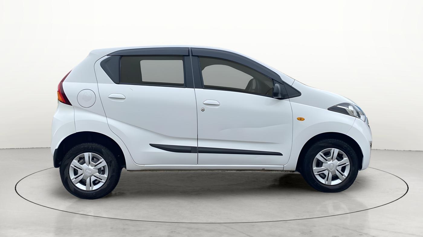 2017 Datsun Redi Go T (O), Petrol, Manual, 25,175 km, Right Side View