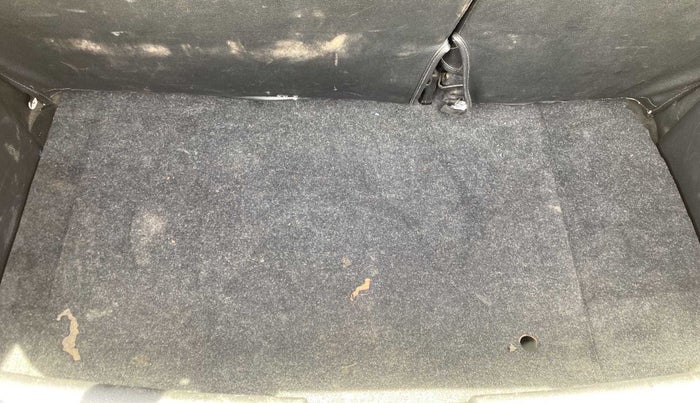 2016 Maruti Swift VXI, Petrol, Manual, 66,879 km, Boot Inside