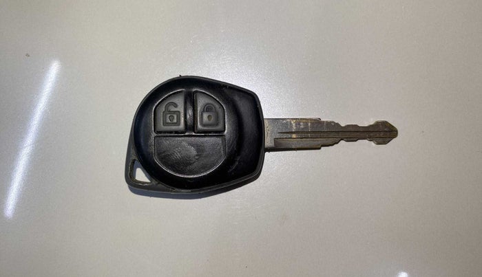 2016 Maruti Swift Dzire LXI (O), Petrol, Manual, 16,546 km, Key Close Up
