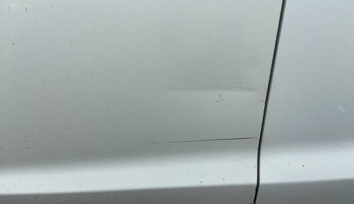 2014 Hyundai i20 SPORTZ 1.4 AT, Petrol, Automatic, 62,490 km, Front passenger door - Slightly dented