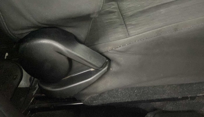 2016 Maruti Baleno DELTA PETROL 1.2, Petrol, Manual, 66,672 km, Driver Side Adjustment Panel