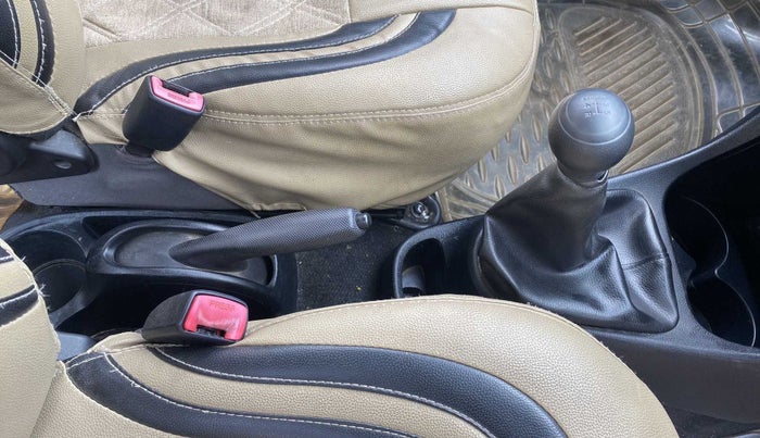 2012 Toyota Etios G, Petrol, Manual, 54,815 km, Gear Lever